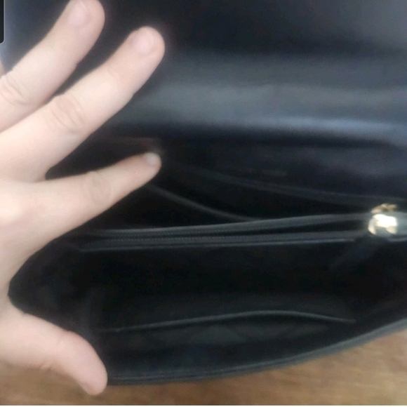 Michael Kors Soho Large Black Quilted Leather Shoulder Bag Chain Strap Gold - Picture 6 of 8